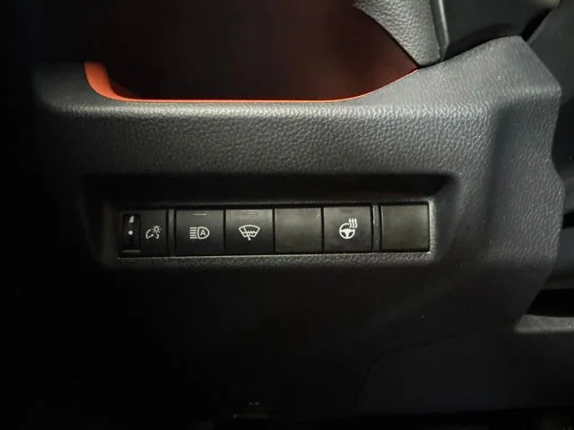 Used 2020 Midnight Black Metallic Toyota Adventure image 20