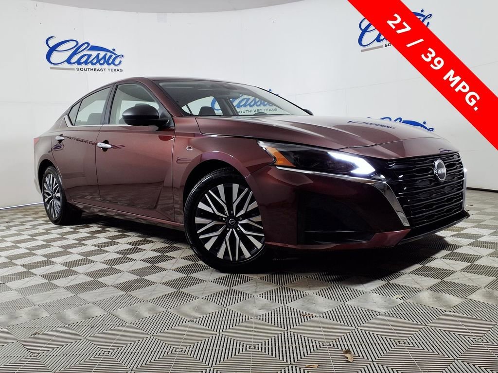 2024 Nissan Altima SV