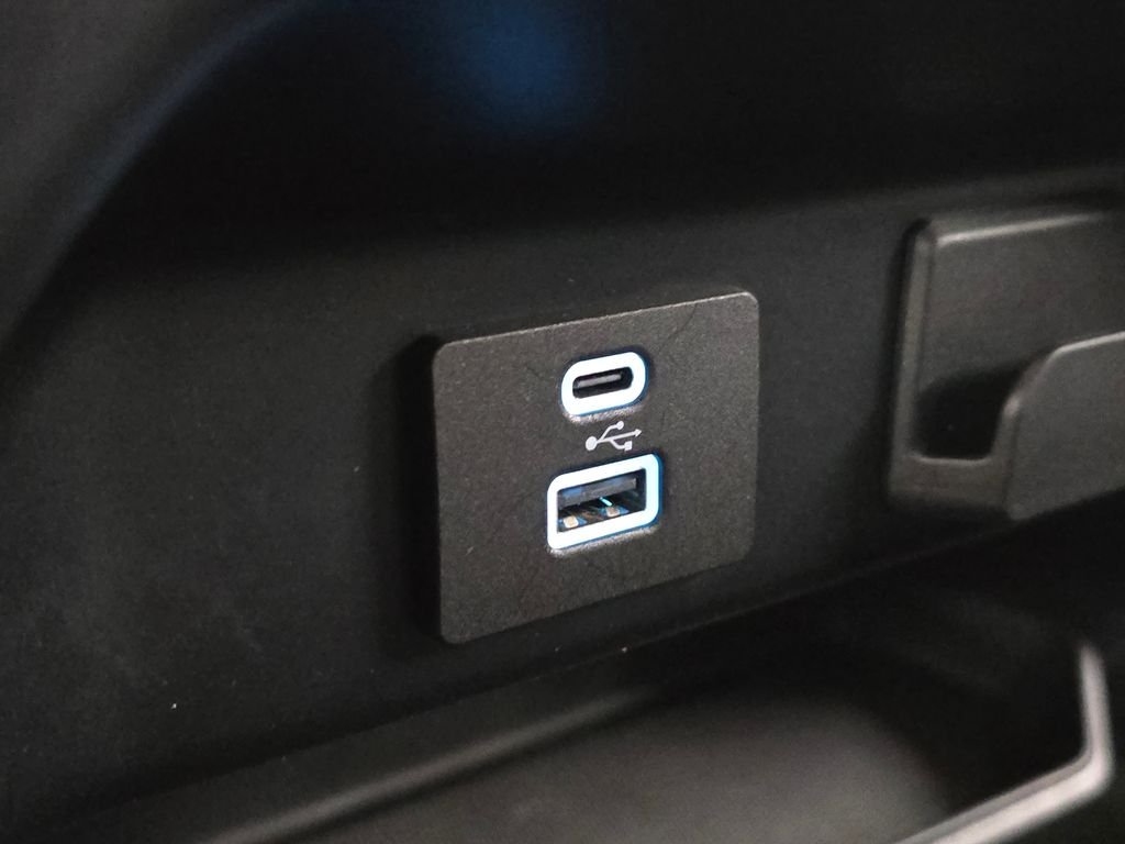 Used 2023 Gray Ford XLT image 34