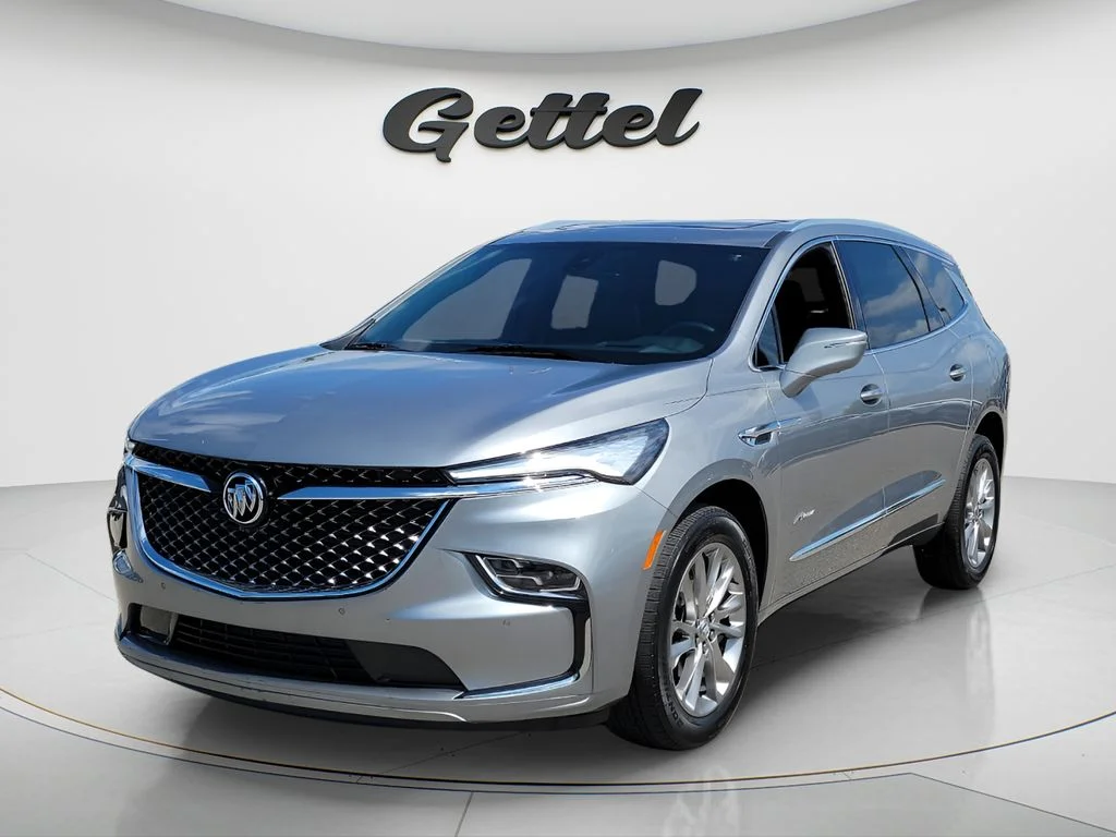 2023 Buick Enclave Avenir's photo