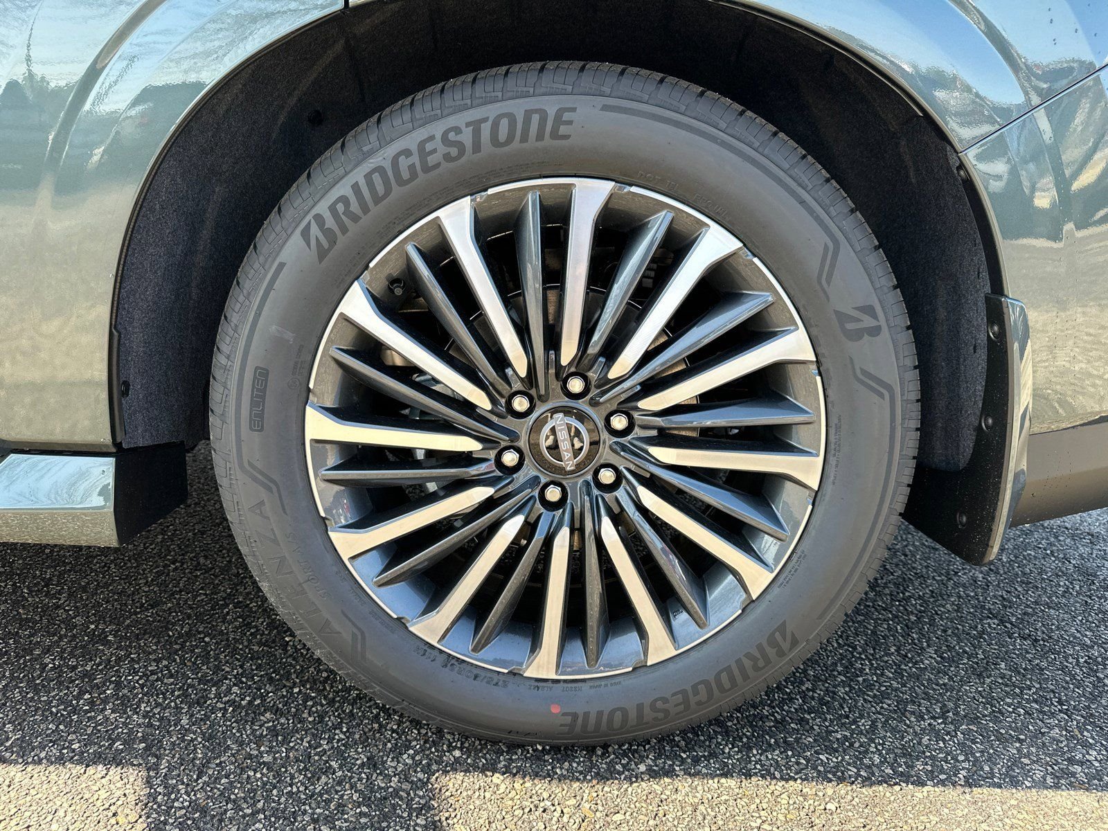 New 2026 White Nissan Platinum Reserve image 21