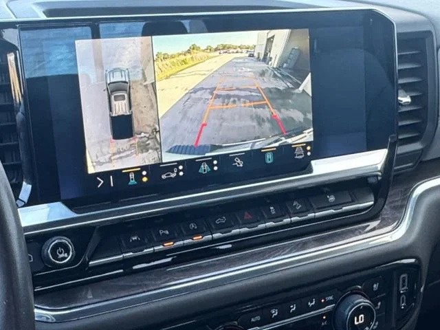 2023 Chevrolet Silverado 1500 LTZ - Photo 9