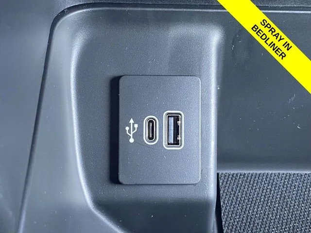 New 2026 Agate Black Metallic Ford XLT image 16