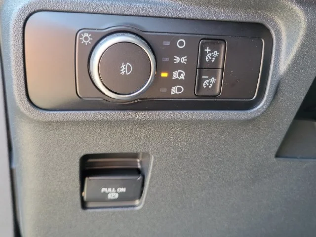 New 2026 Marsh Gray Ford Badlands image 32