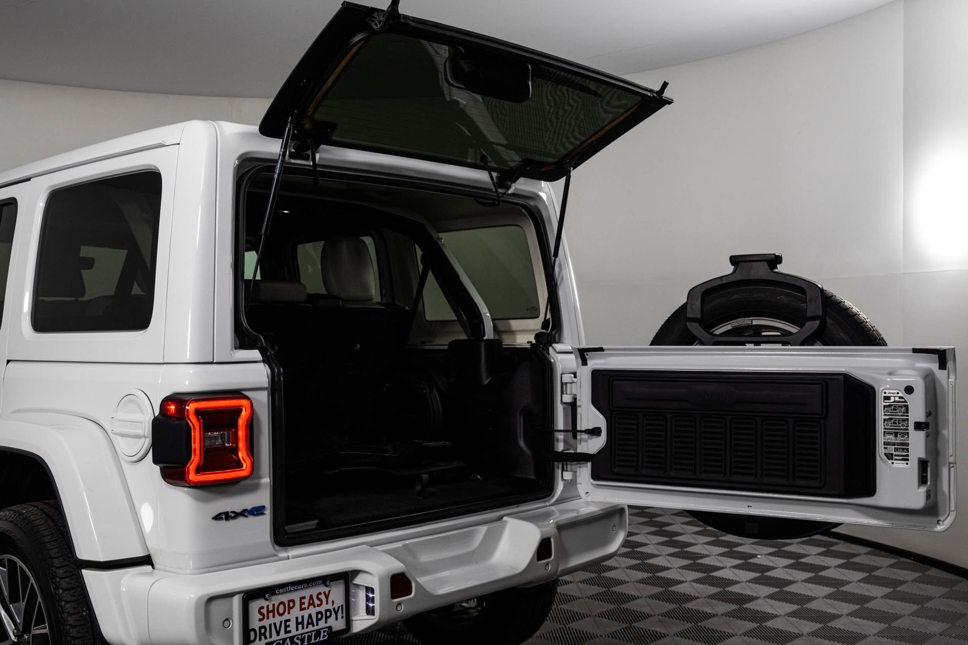 2022 JEEP WRANGLER - Image 39