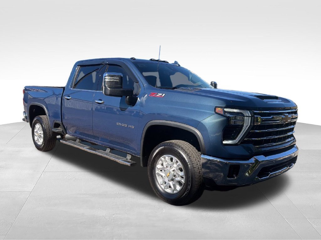 Used 2025 Blue Chevrolet LTZ image 7