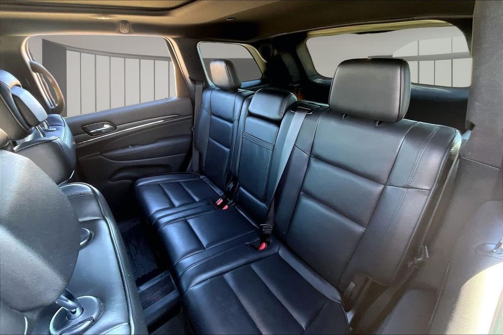 Used 2020 Red Jeep Overland image 27