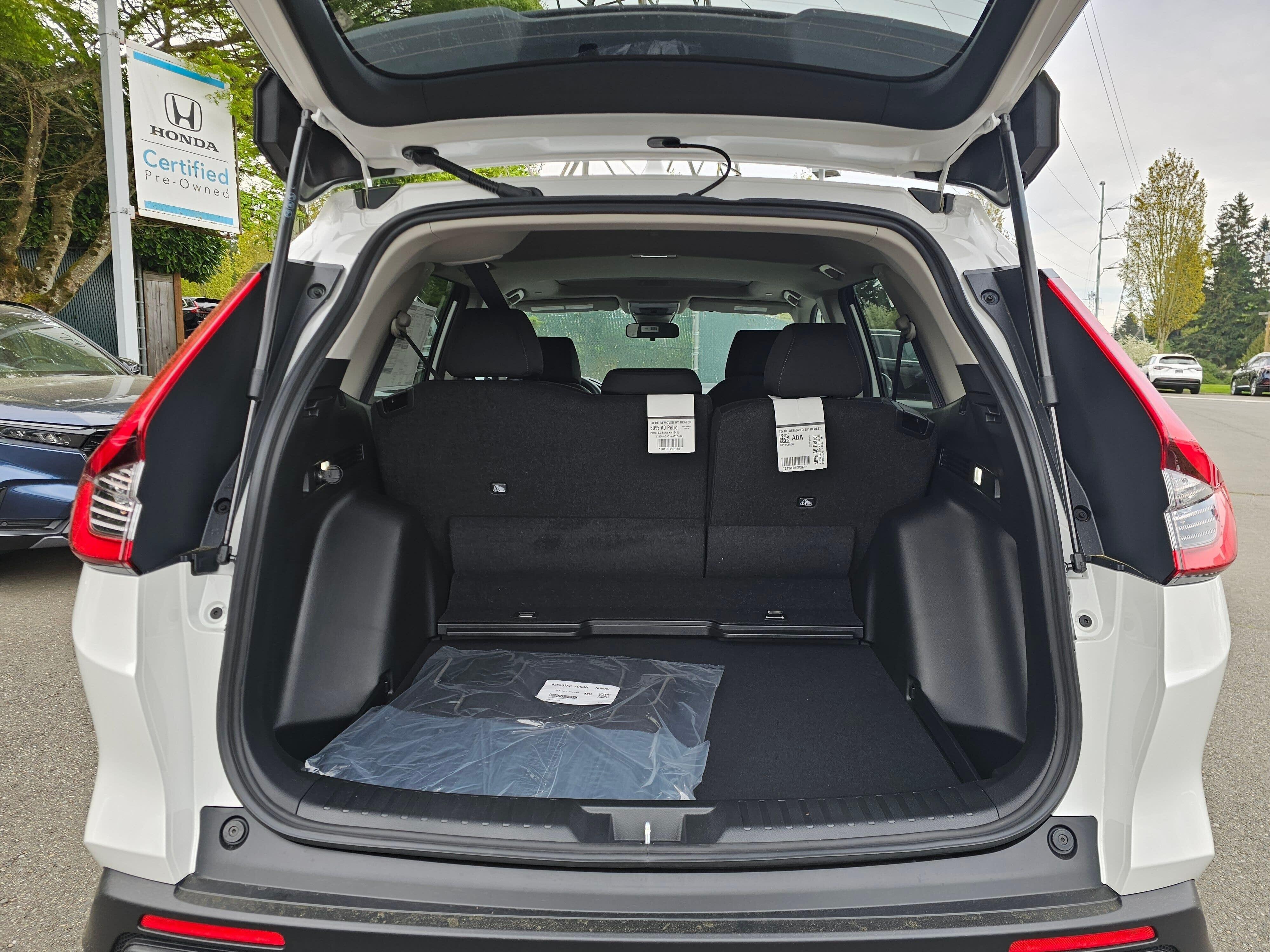 New 2026 Platinum White Pearl Honda EX image 16