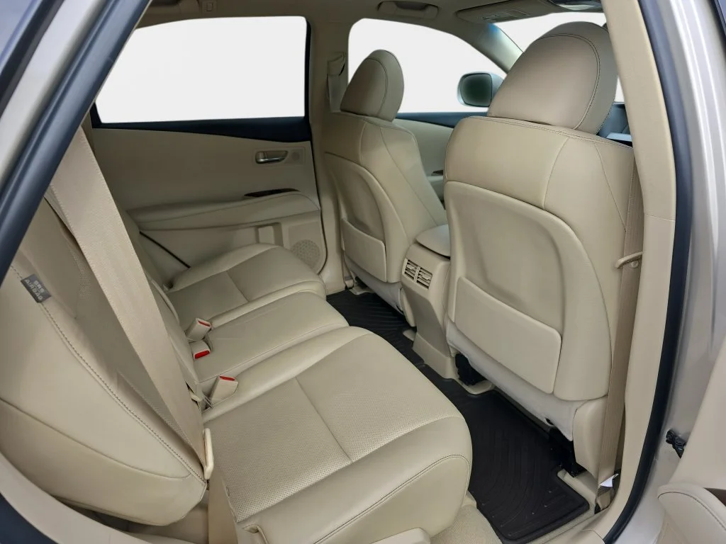 Used 2015 Beige Lexus 350 image 14