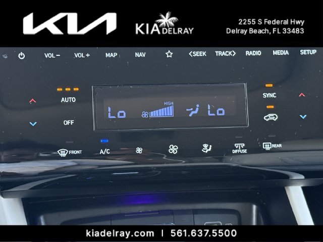 Used 2024 Silver Hyundai SEL image 25