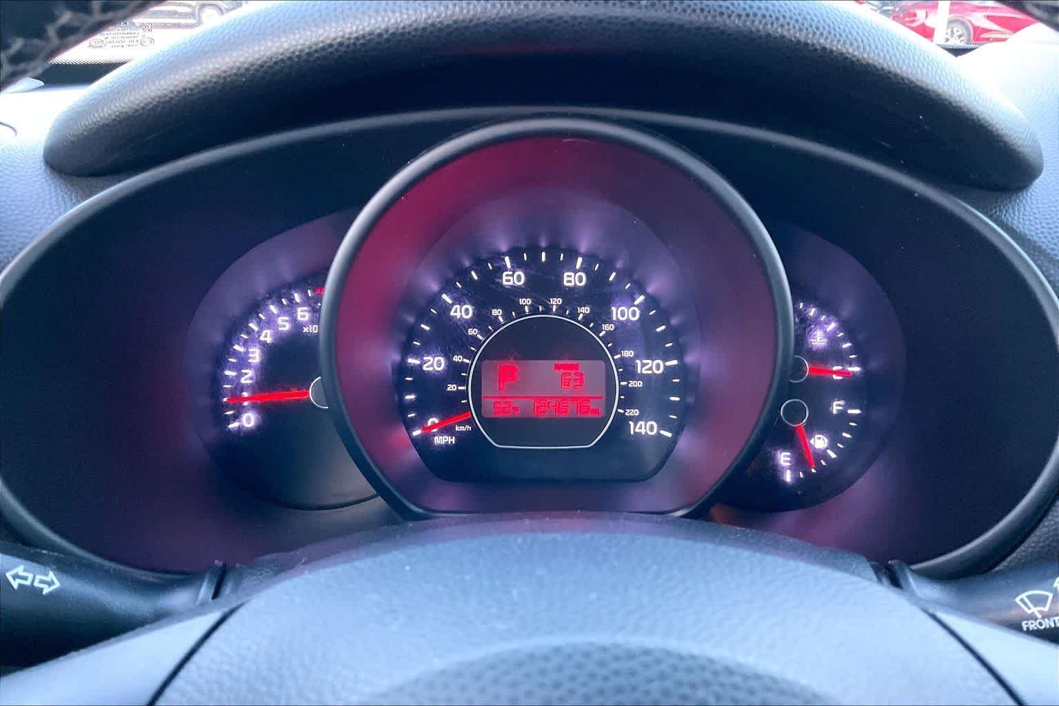 Used 2018 Inferno Red w/Black Roof Kia + image 22