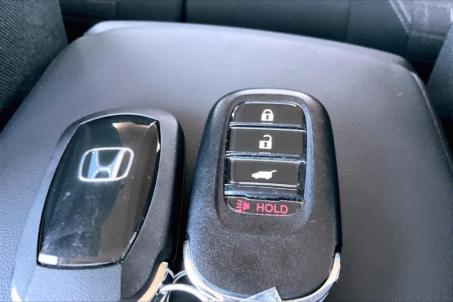 2026 Honda HR-V LX - Photo 14
