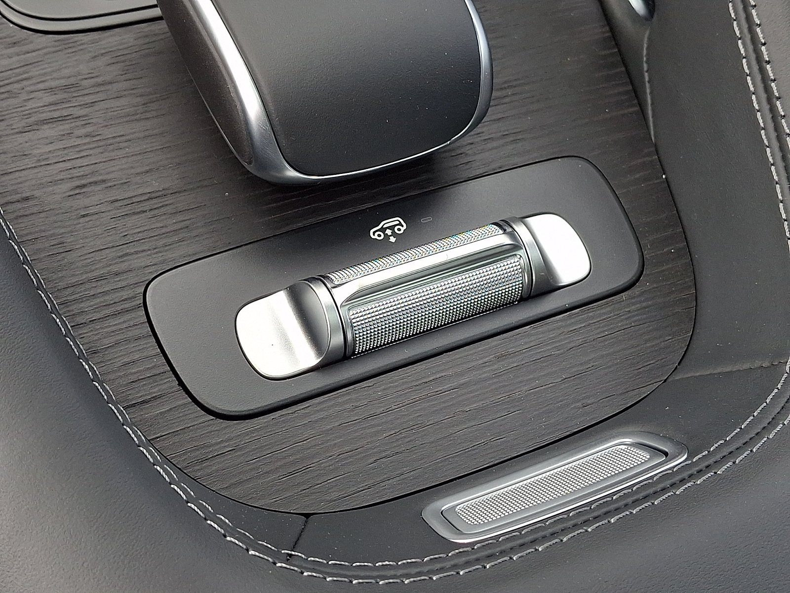 New 2027 Obsidian Black Metallic Mercedes-Benz GLS 450 image 21