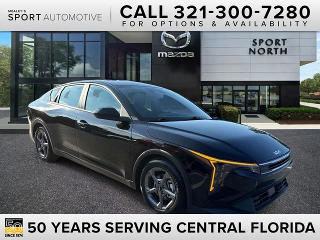 2025 Kia K4 LXS AT's photo