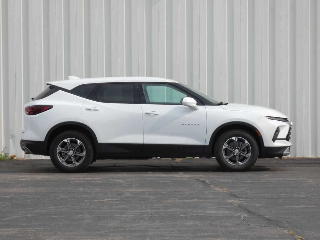 Used 2025 Chevrolet Blazer 2LT with VIN 3GNKBHR46SS191644 for sale in Kansas City
