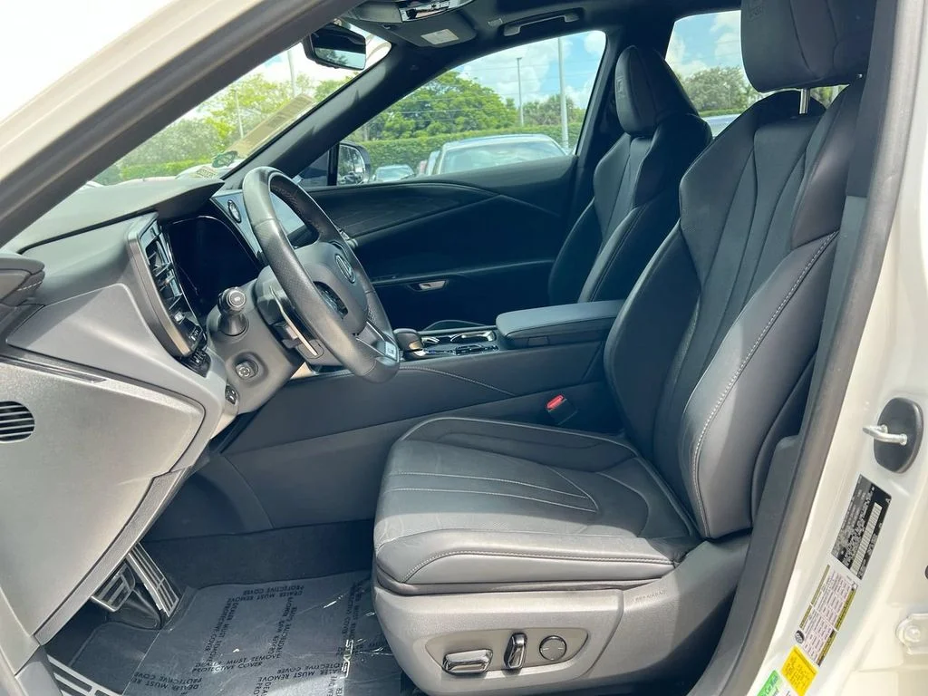 Used 2024 Ultra White Lexus 500h F SPORT Performance image 12