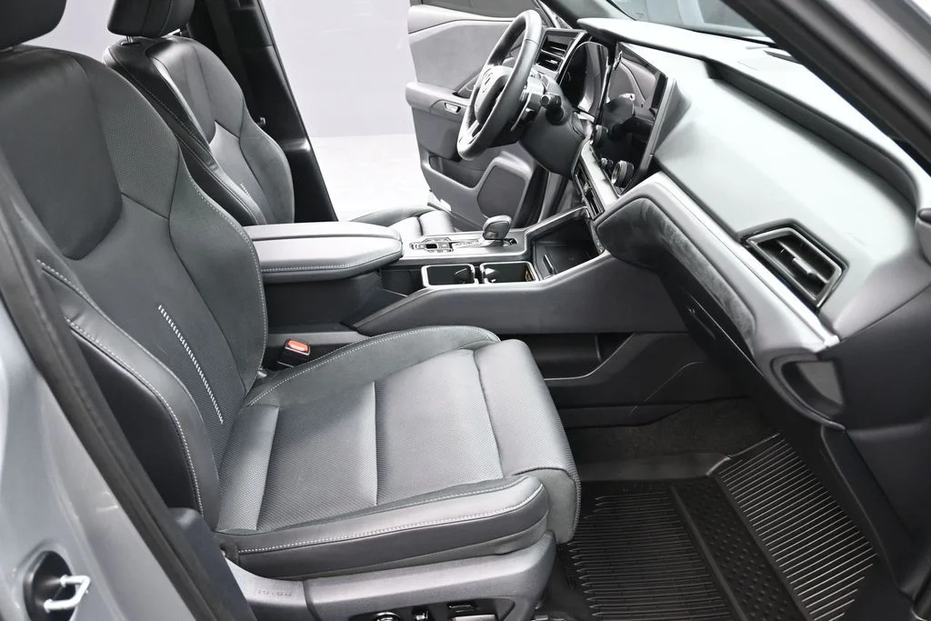 Used 2024 Silver Lexus 550h+ Luxury image 31