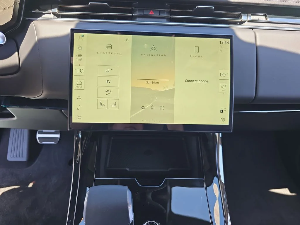 New 2026 Gray Land Rover Dynamic SE image 21