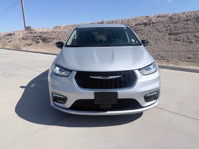 Used 2024 Chrysler Pacifica Touring L with VIN 2C4RC1BG3RR186604 for sale in Lake Havasu City, AZ