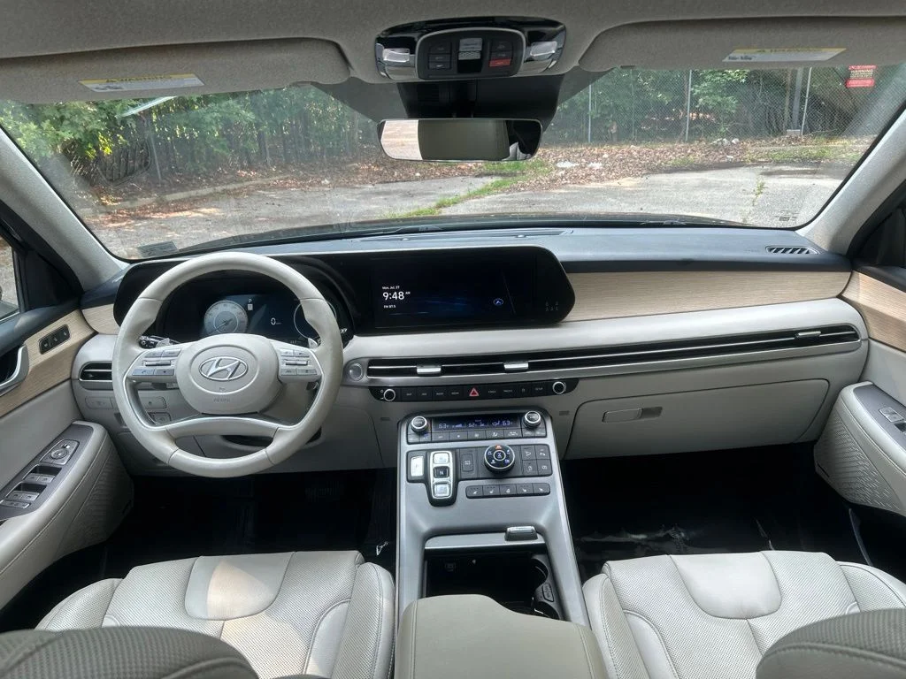 Used 2023 White Hyundai Limited image 28