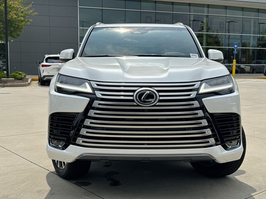 New 2026 Eminent White Pearl Lexus PREMIUM image 4
