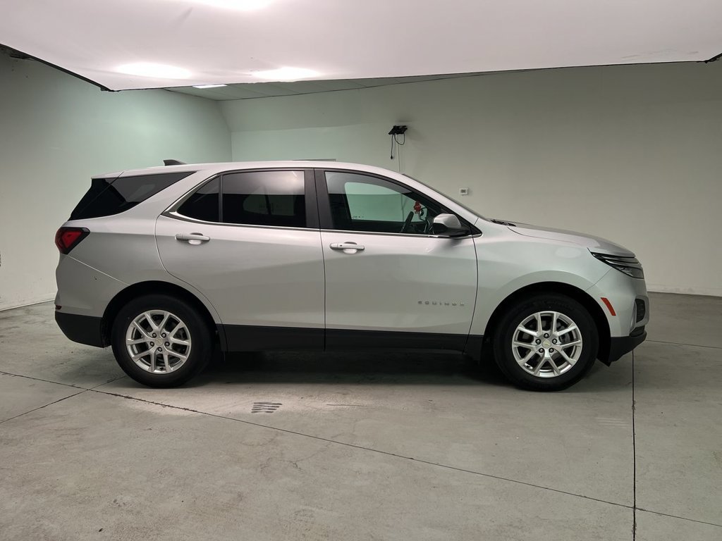 Used 2022 SILVER ICE METALLIC Chevrolet LT image 9