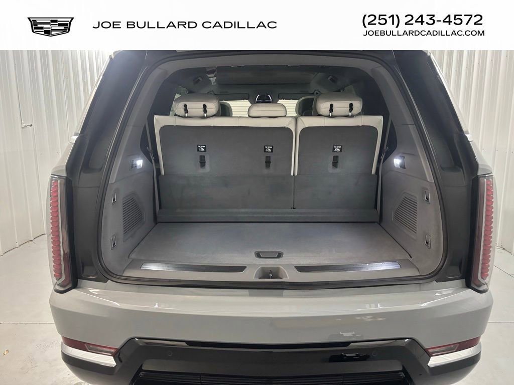 2026 Cadillac Escalade IQL Luxury - Photo 23