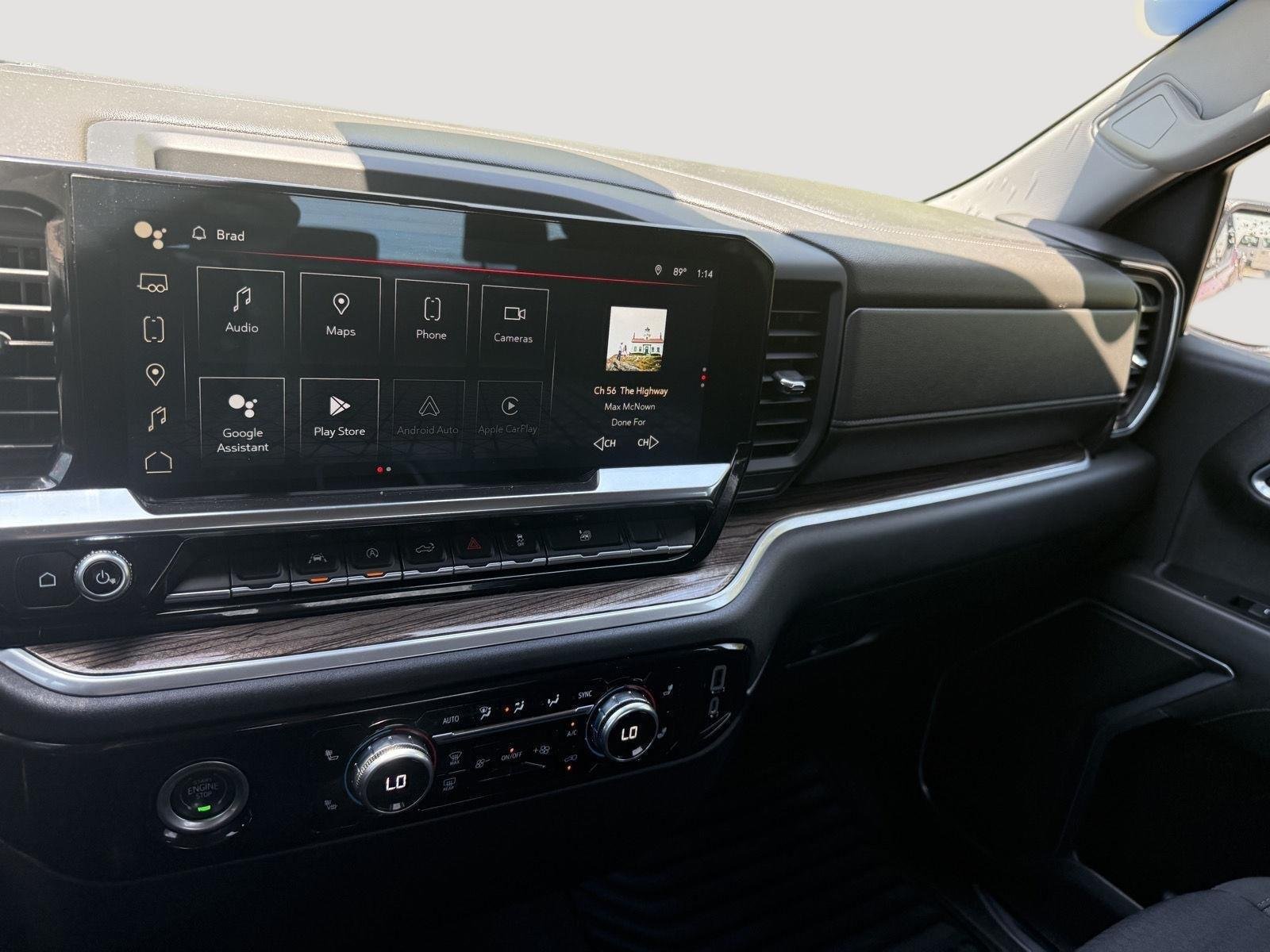Used 2022 Cayenne Red Tintcoat GMC Elevation image 17