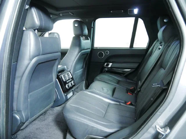 Used 2017  Land Rover 3.0L V6 Supercharged HSE image 16