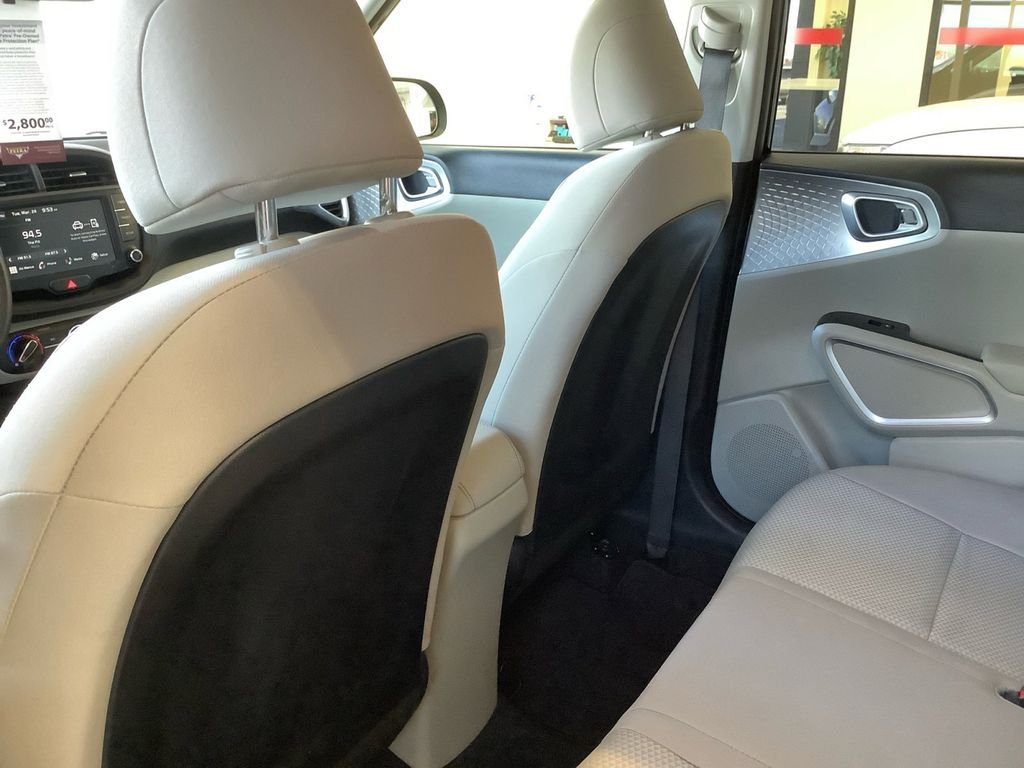 Used 2023 Black Kia LX image 19