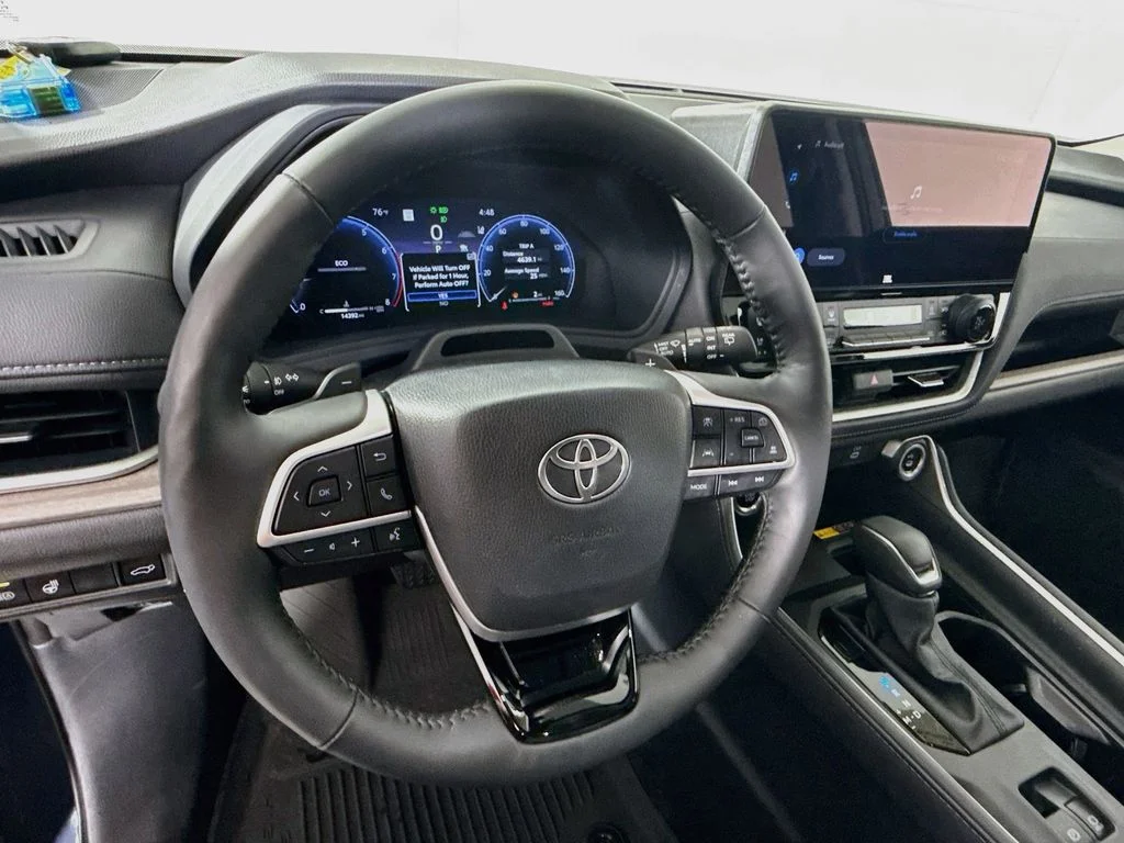 Certified Used 2025 Storm Cloud Toyota Platinum image 11