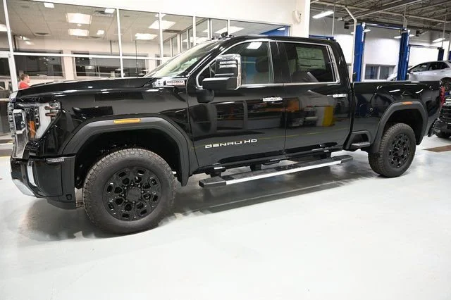 2026 GMC Sierra 2500HD Denali - Photo 11