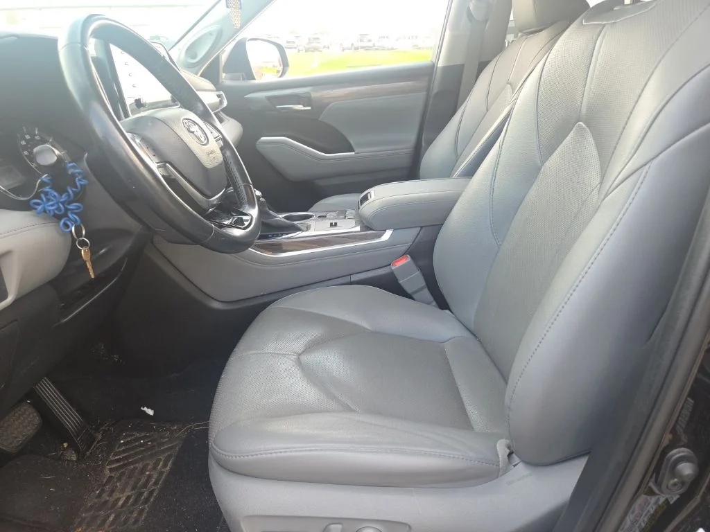 Certified Used 2021 Brown Toyota Limited image 17