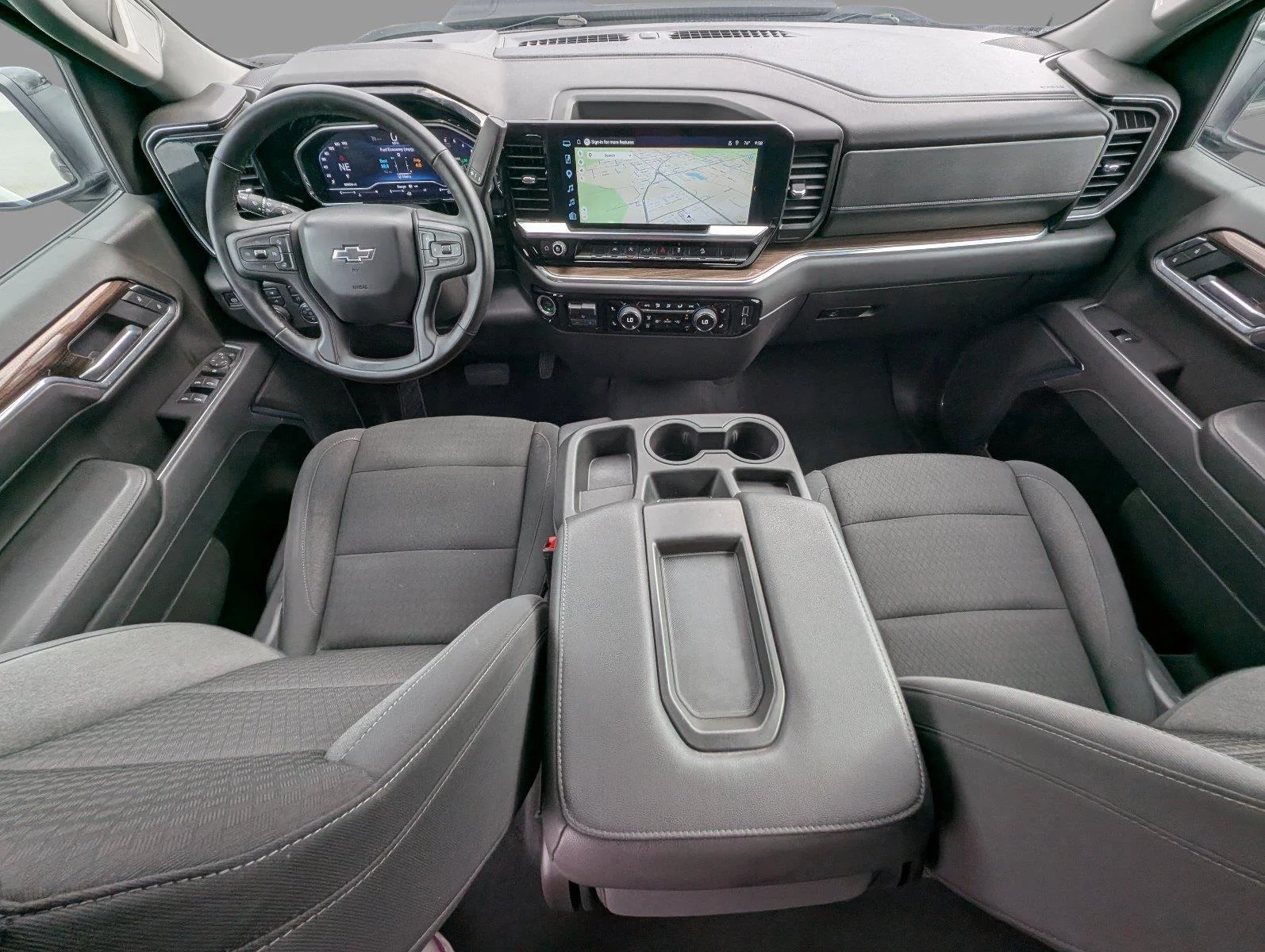 Used 2025 Summit White Chevrolet LT Trail Boss image 32