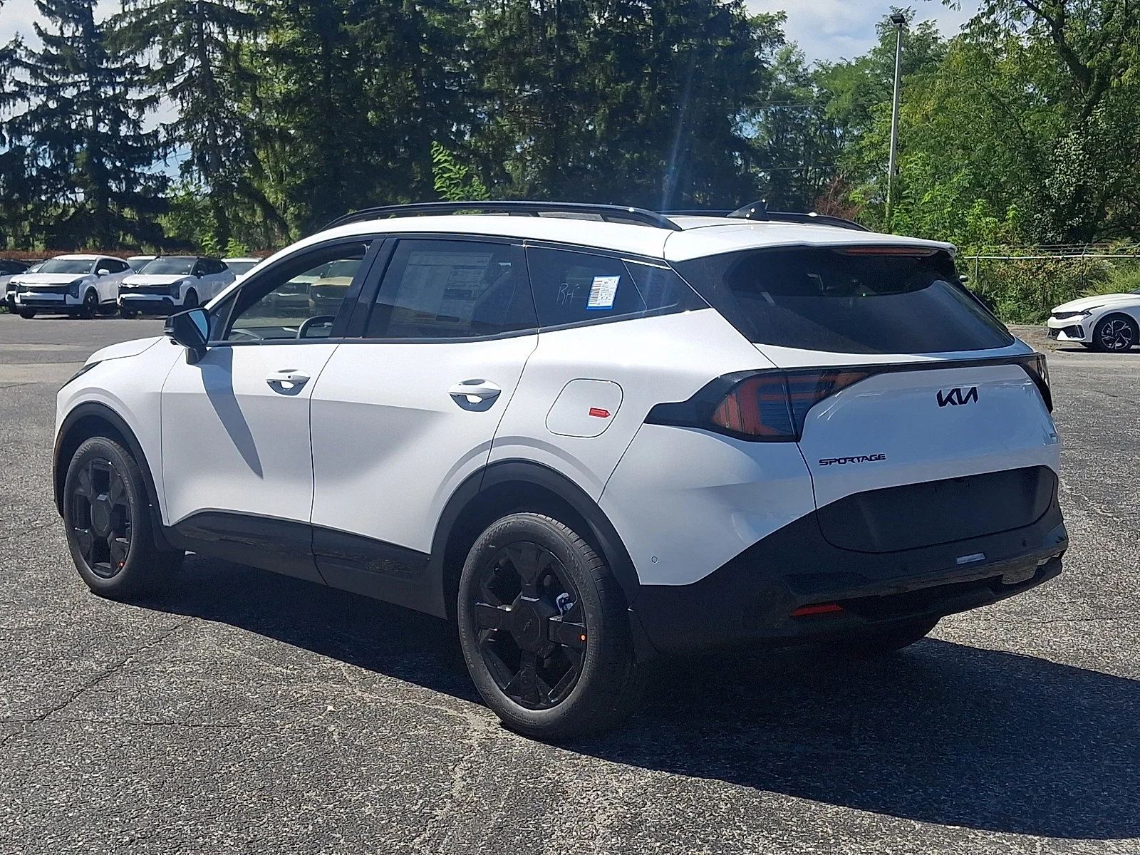 New 2027 White Kia X-Line image 5
