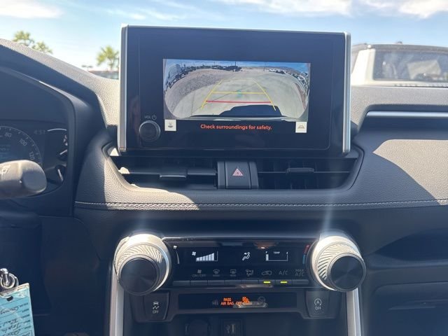 2024 Toyota RAV4 LE - Photo 22