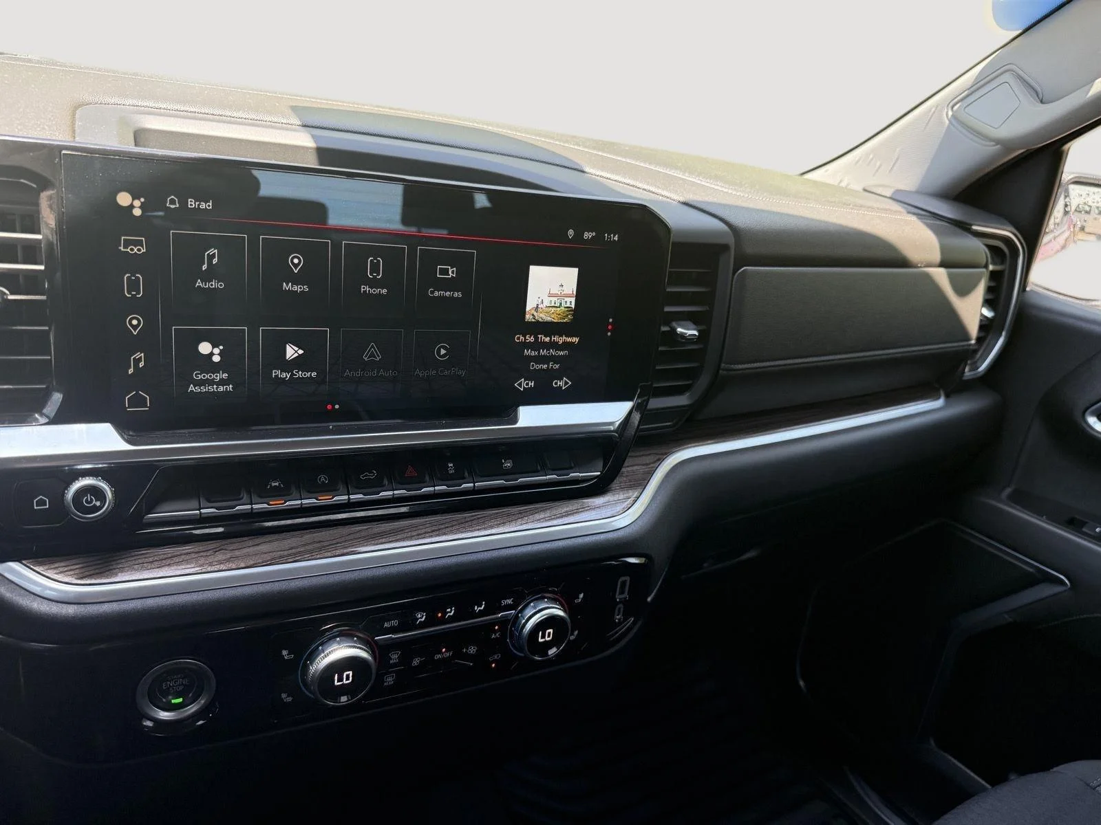 Used 2022 Cayenne Red Tintcoat GMC Elevation image 17
