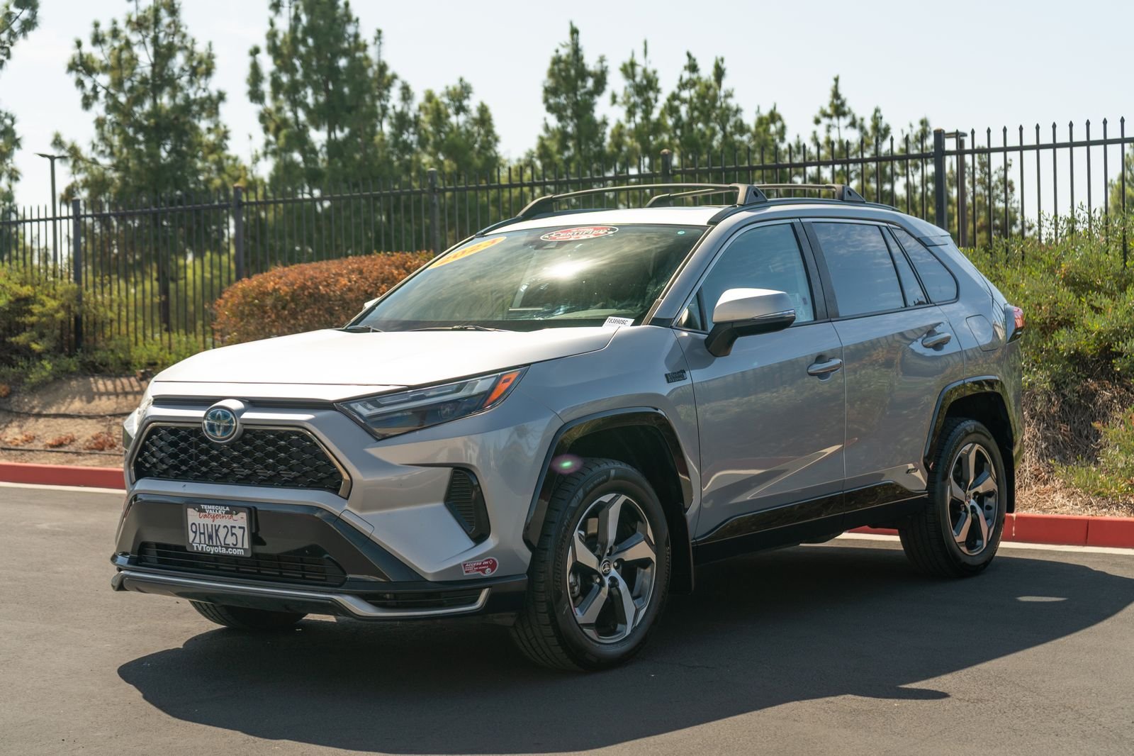 Certified Used 2023 Silver Sky Metallic Toyota SE image 3