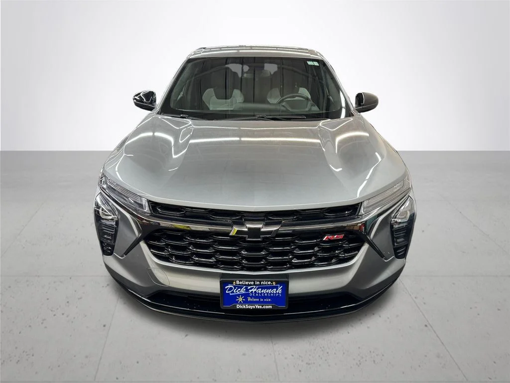 Used 2025 Gray Chevrolet 1RS image 10
