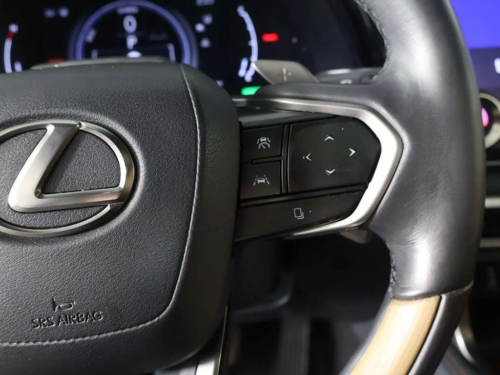 Used 2024 Silver Lexus 350h Premium Plus image 43