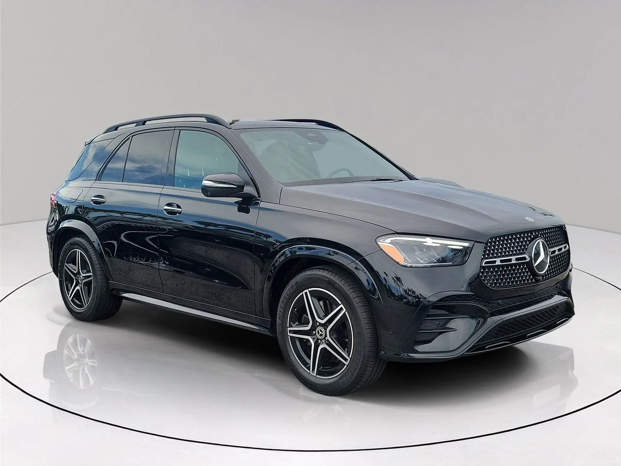 Certified Used 2026 Black Mercedes-Benz GLE 350 image 3
