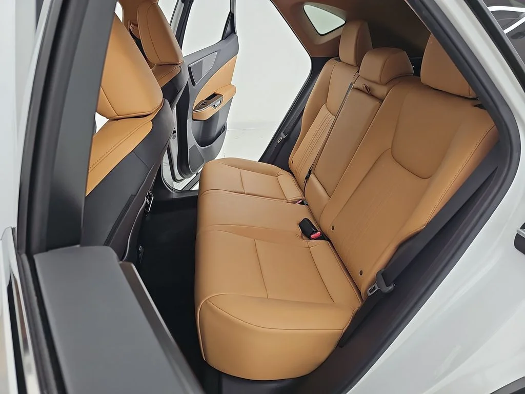 Used 2022 White Lexus 250 Base image 20