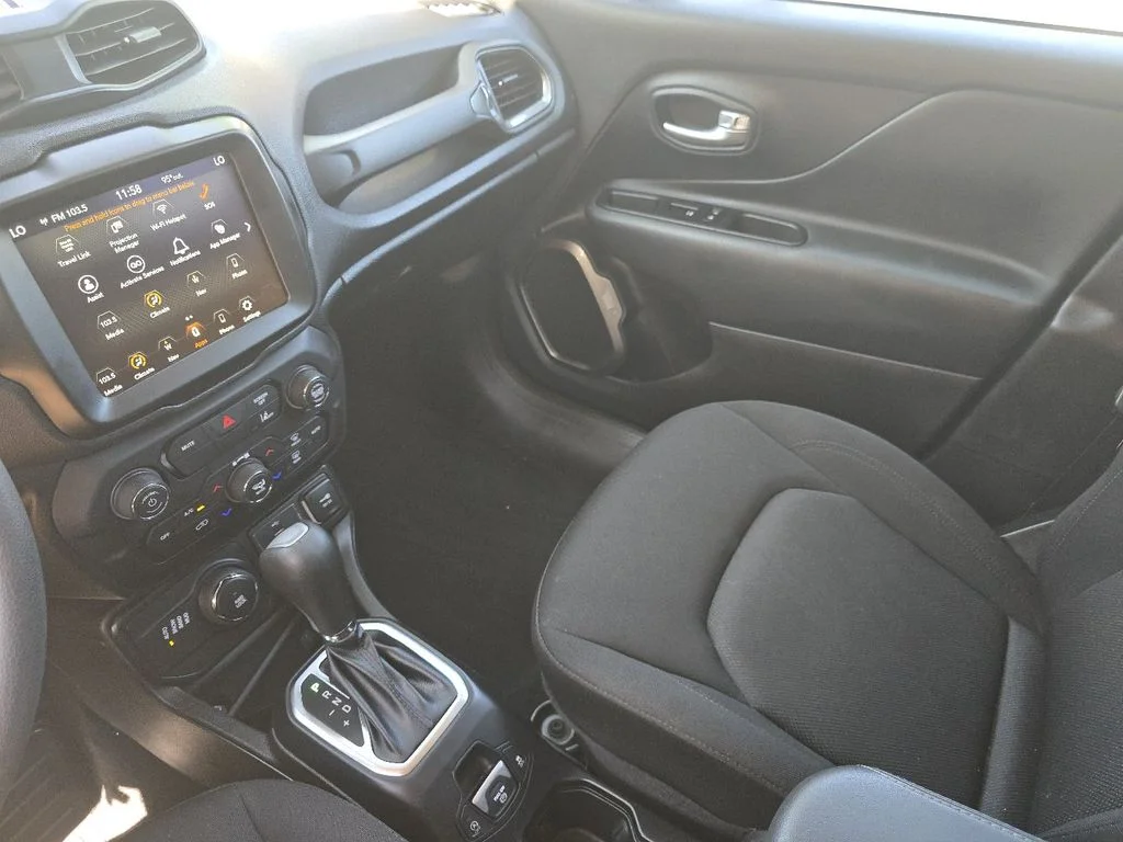Used 2023 Gray Jeep Latitude image 26