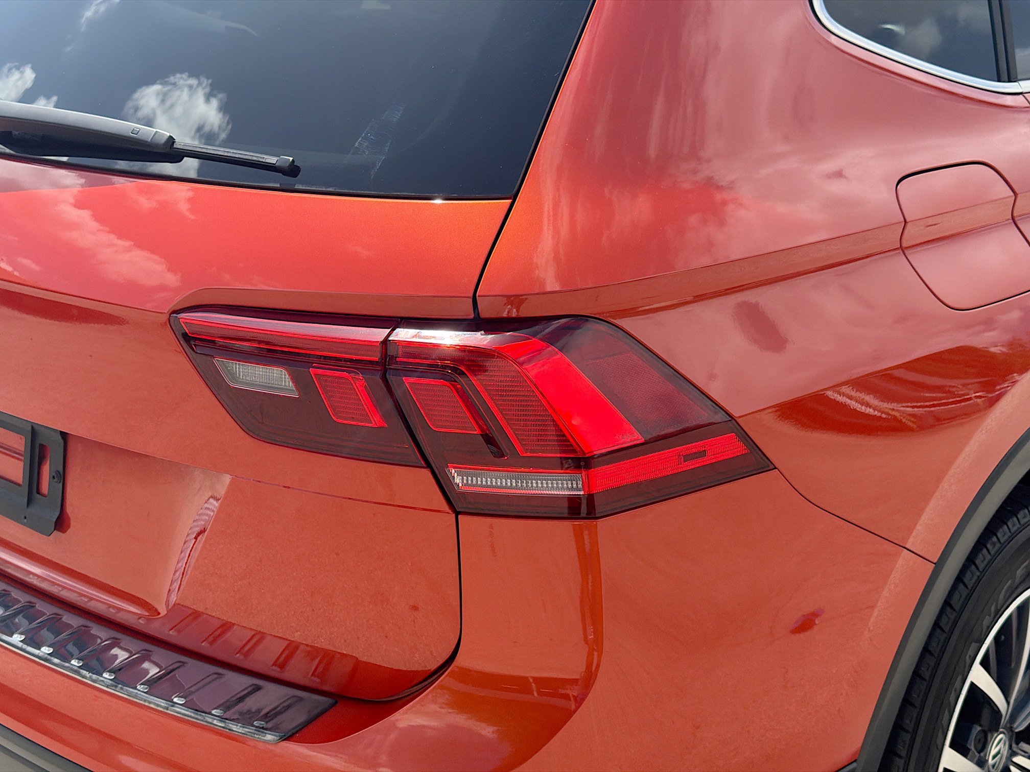 2019 Volkswagen Tiguan SE - Photo 25