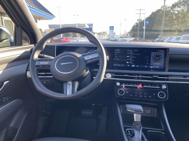 Certified Used 2025 Sage Hyundai SEL image 13