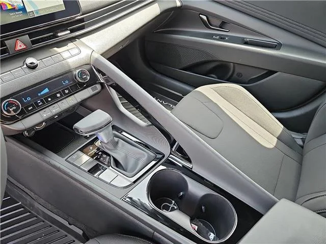 New 2025 Serenity White Hyundai SEL Sport image 20