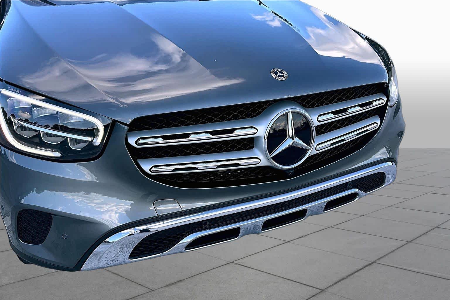 Used 2020 Selenite Grey Metallic Mercedes-Benz GLC 300 image 29