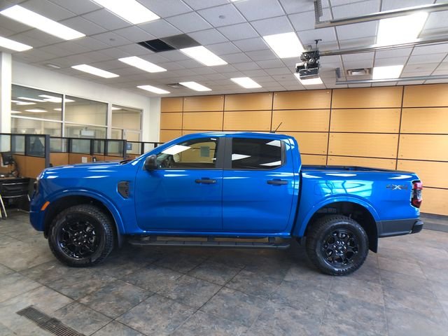 New 2026 Velocity Blue Metallic Ford XLT image 4