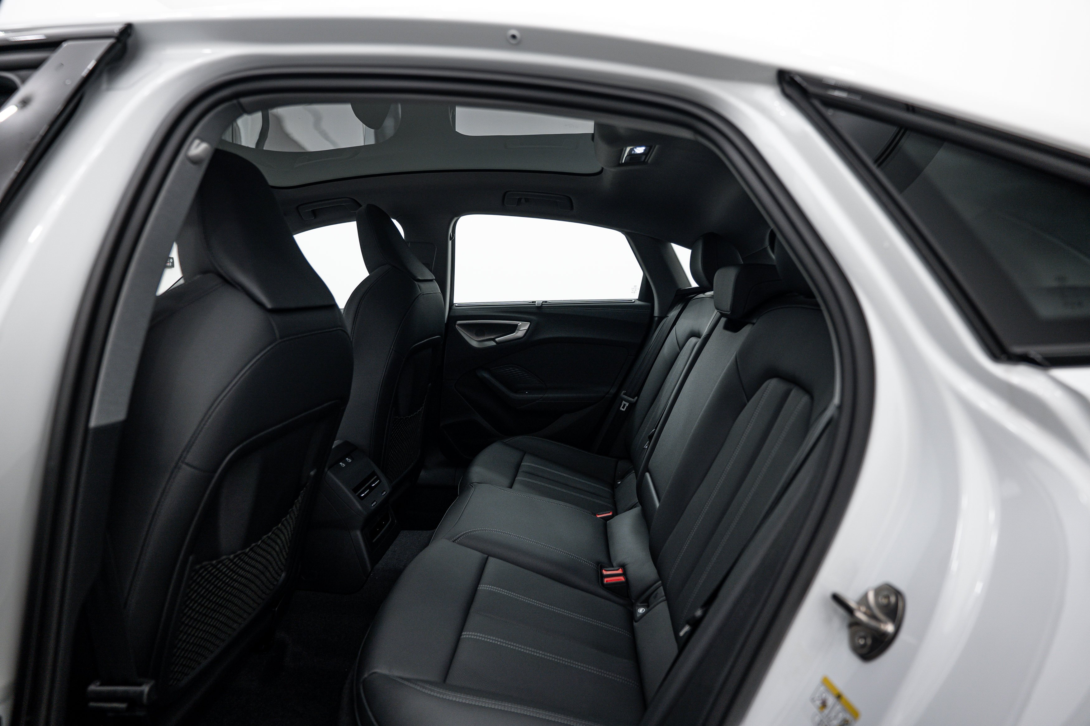 New 2026 Glacier White Audi Premium Plus image 18