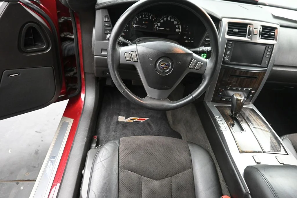 Used 2007 Red Cadillac Base image 12
